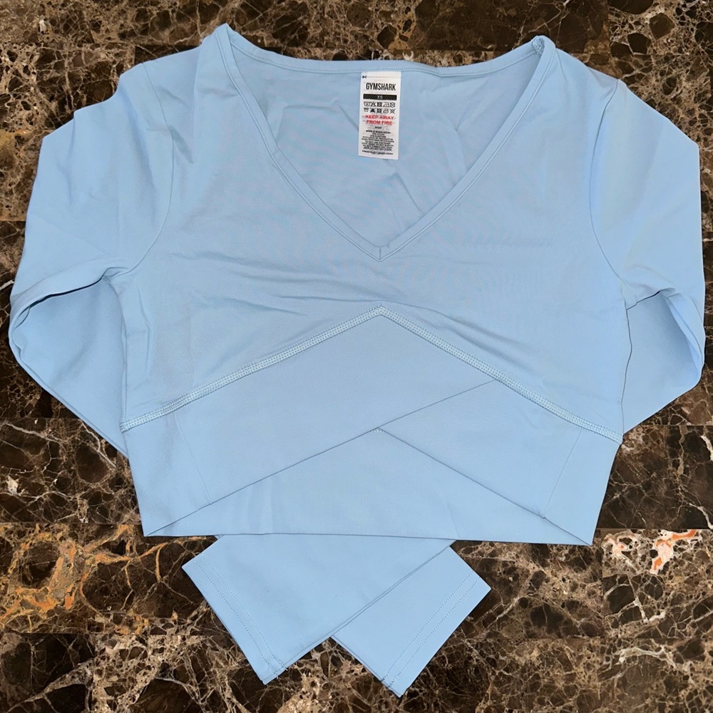 Gymshark Crossover Long Sleeve Crop Top NWOT ✨